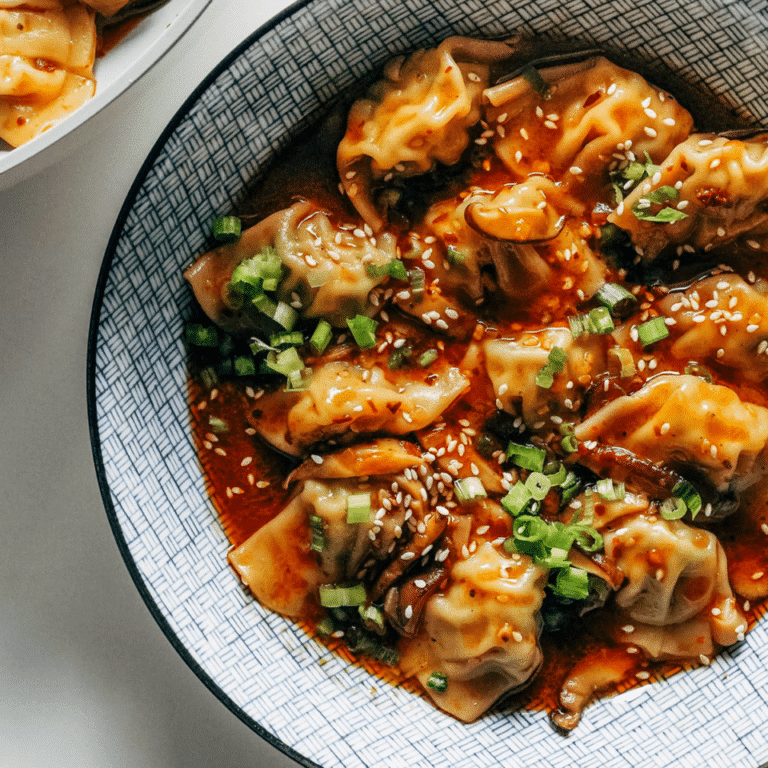 Chicken Wontons In Spicy Chili Sauce Square 960x960.png